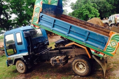 ***ขายแล้วครับขอบคุณ Truck2hand ขาย6ล้อดั้มสวยๆ ISUZU DECA FRR32G 195HP 6HE1 เครื่องแน่นๆ แรงๆ เกียร์ดีไม่มีหลุด ช่วงล่าง F หน้า-หลัง คัสซีสวย ไม่ปะไม่ดาม กระบะดั้มเหล็ก6ตัน ยิงหน้า สภาพดี พื้นดีข้างสวย หัวเก๋งสวยไม่ผุ ภายในสวยคอนโซลครบ พ.พาวเวอร์ แอร์ เบ ***ขายแล้วครับขอบคุณ Truck2hand ขาย6ล้อดั้มสวยๆ ISUZU DECA FRR32G 195HP 6HE1 เครื่องแน่นๆ แรงๆ เกียร์ดีไม่มีหลุด ช่วงล่าง F หน้า-หลัง คัสซีสวย ไม่ปะไม่ดาม กระบะดั้มเหล็ก6ตัน ยิงหน้า สภาพดี พื้นดีข้างสวย หัวเก๋งสวยไม่ผุ ภายในสวยคอนโซลครบ พ.พาวเวอร์ แอร์ เบ