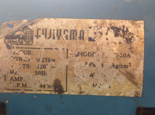 ปั๊มพ่นไอน้ำ/หมอก FUJIYAMA มอเตอร์ ขนาด 0.25 Kw.ให้แรงดันสูงใช้สำหรับ ติดตั้งเข้ากับหัวพ่นไอหมอก เพื่อคลายร้อน หรือสร้างบรรยากาศให้ดูชุ่มชื่น .