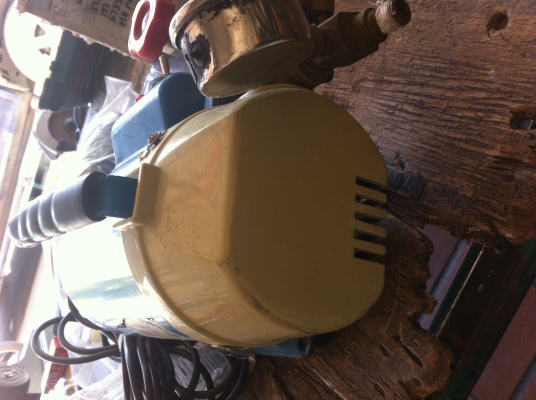 ปั๊มพ่นไอน้ำ/หมอก FUJIYAMA มอเตอร์ ขนาด 0.25 Kw.ให้แรงดันสูงใช้สำหรับ ติดตั้งเข้ากับหัวพ่นไอหมอก เพื่อคลายร้อน หรือสร้างบรรยากาศให้ดูชุ่มชื่น .