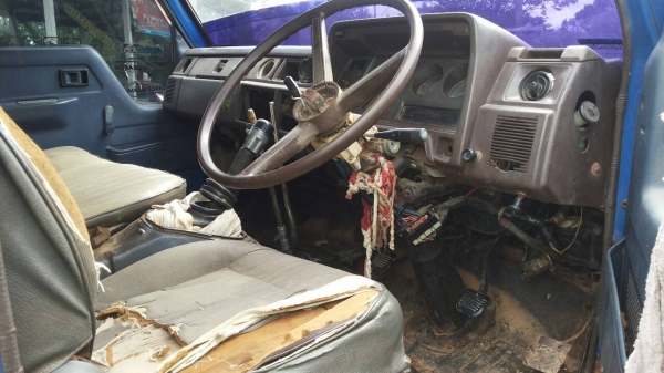 ขายรถบรรทุก 6 ล้อดัมพ์ TOYOTA BU91 เครื่อง 6BB1 145 แรงม้าปี 2537 ราคา 200000