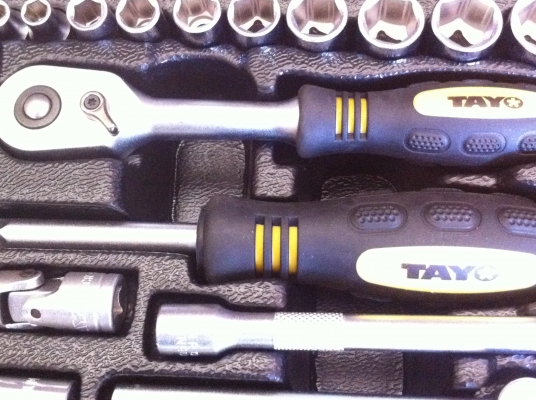ชุดประแจบล็อก 48 ชิ้น TAYO พร้อมหัวเปลี่ยนเอนกประสงค์หลายรูปแบบ และข้อต่ออ่อน