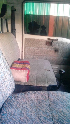 ขายHINO KM779 เครื่อง117แรง ยาว5.50ม. เครื่องดี แคชซีสวย ภายในสวย สภาพพร้อมใช้งาน เอกสารพร้อมโอน สนใจโทร090-8588220คุณนะ หรือ www.truck.in.th/498 ID:narong498  FB:ณรงค์ซื้อขายรถมือสอง(เว็บไซต์ส่วนตัว) จัดไฟแนนซ์ได้ เงื่อนไขง่ายๆวันเดียวรับรถ