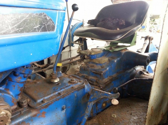 ขายรถไถFORD เครื่องT1 อุปกรณ์ดันหน้า-ผานหลัง เครื่องดี สภาพพร้อมใช้งาน สนใจโทร090-8588220คุณนะ หรือ www.truck.in.th/498 ID:narong498  FB:ณรงค์ซื้อขายรถมือสอง(เว็บไซต์ส่วนตัว)