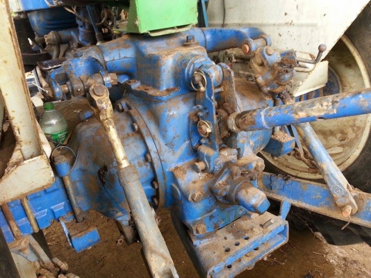 ขายรถไถFORD เครื่องT1 อุปกรณ์ดันหน้า-ผานหลัง เครื่องดี สภาพพร้อมใช้งาน สนใจโทร090-8588220คุณนะ หรือ www.truck.in.th/498 ID:narong498  FB:ณรงค์ซื้อขายรถมือสอง(เว็บไซต์ส่วนตัว)