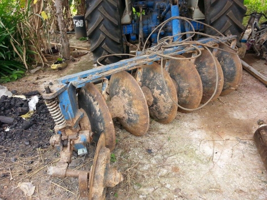 ขายรถไถFORD เครื่องT1 อุปกรณ์ดันหน้า-ผานหลัง เครื่องดี สภาพพร้อมใช้งาน สนใจโทร090-8588220คุณนะ หรือ www.truck.in.th/498 ID:narong498  FB:ณรงค์ซื้อขายรถมือสอง(เว็บไซต์ส่วนตัว)