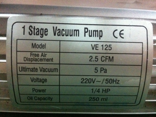 เครื่องแวคคั่มสูญญากาศ ใช้มาดูดอากาศเพื่อบรรจุสินค้า หรือให้กับการดูดอากาศระบบความเย็น