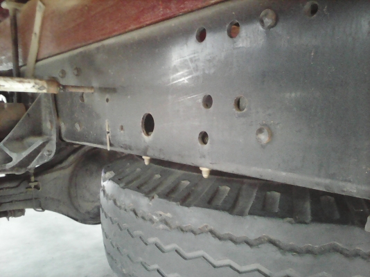 หกล้อ อีซูซุ NPR 150แรง สภาพเยี่ยม วิ่งแค่ 2xxxxกม.ทะเบียนพร้อมโอน