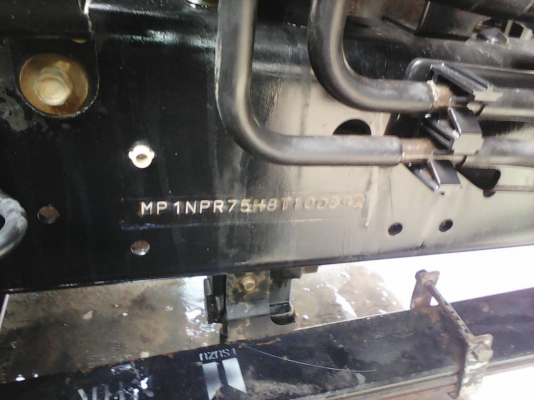 หกล้อ อีซูซุ NPR 150แรง สภาพเยี่ยม วิ่งแค่ 2xxxxกม.ทะเบียนพร้อมโอน