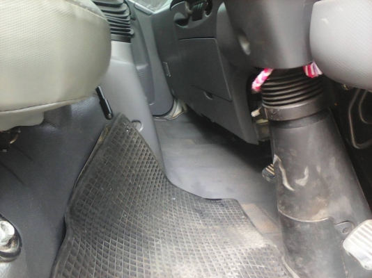 หกล้อ อีซูซุ NPR 150แรง สภาพเยี่ยม วิ่งแค่ 2xxxxกม.ทะเบียนพร้อมโอน