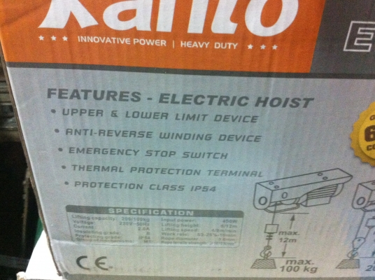 รอกสลิงไฟฟ้า KANTO พร้อมชุดกดควบคุมการขึ้นลง ขนาดยกได้ 200 Kg.