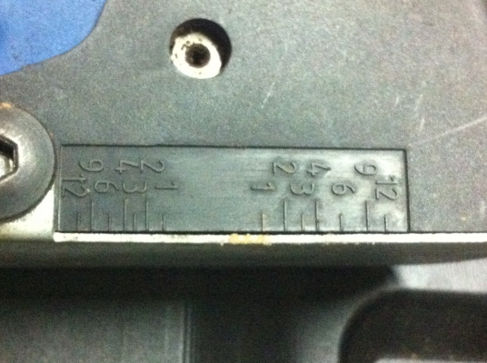 เลื่อยวงเดือน Westfalia ของ อังกฤษ ขนาดเล็กใช้ตัดไม้ พลาสติกได้อย่างสะดวกใช้งานง่ายปรับและเปลี่ยนใบง่าย