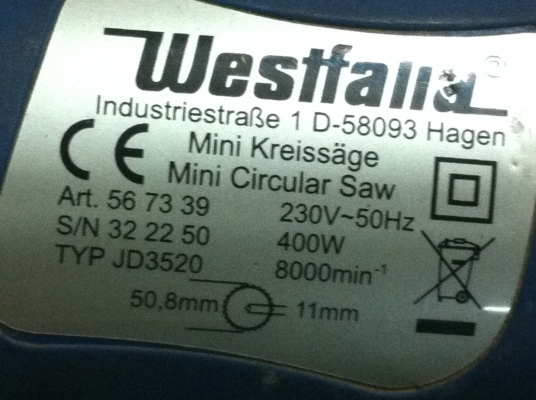 เลื่อยวงเดือน Westfalia ของ อังกฤษ ขนาดเล็กใช้ตัดไม้ พลาสติกได้อย่างสะดวกใช้งานง่ายปรับและเปลี่ยนใบง่าย