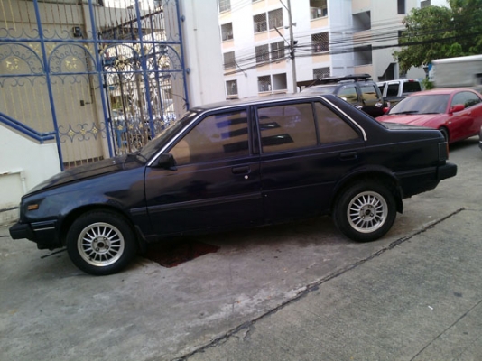 B11 FFเปลี่ยนเครื่องใหม่ เกียร์Autoแอร์เย็นแม็คพร้อมโอน