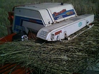 รถนวดข้าวเดินตาม KUBOTA RH650 รถนวดข้าวเดินตาม KUBOTA RH650