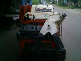 รถนวดข้าวเดินตาม KUBOTA RH650 รถนวดข้าวเดินตาม KUBOTA RH650