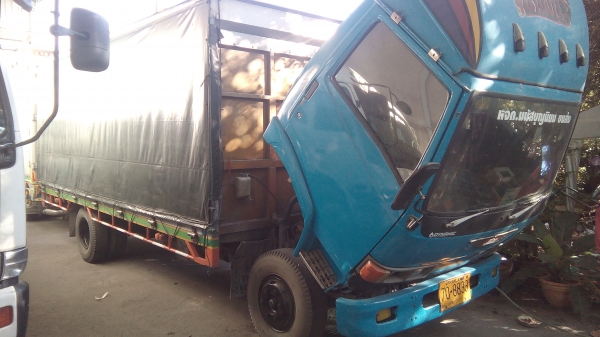HINO km779 ตู้ผ้าใบ 5.50 เมตร สภาพพร้อมใช้งาน เอนกประสงค์