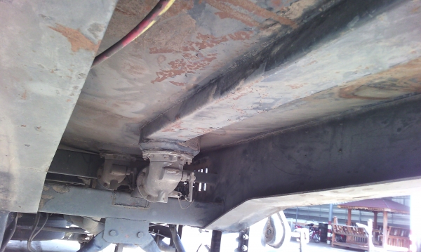 ขายด่วนหางบรรทุกนํ้ามันบรรจุ30000ลิตรมีทะเบืยนพร้อมโอน