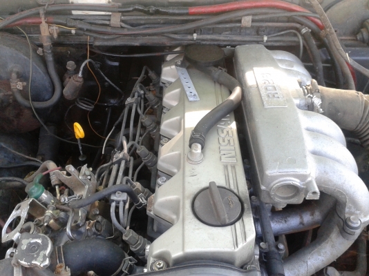 ขายเครื่องรถกะบะ  6 สูบ  RD 28