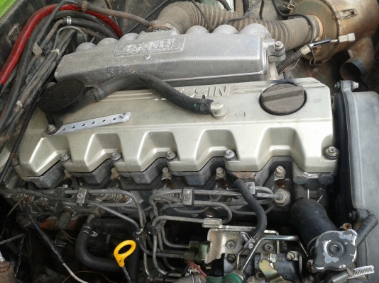 ขายเครื่องรถกะบะ  6 สูบ  RD 28