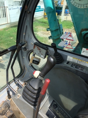 Kobelco SK60 มาร์ค ไฟว์ ซุปเปอร์ หัวแมงปอ มาใหม่อีกคันครับ Kobelco SK60 มาร์ค ไฟว์ ซุปเปอร์ หัวแมงปอ มาใหม่อีกคันครับ