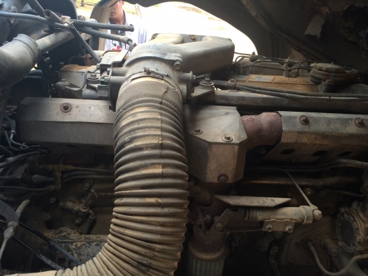 10ล้อหัวลาก2เพลา 260แรง หัว3ใปปัด HINO SS631A-10163 เครื่องK13D...สภาพดี พร้อมใช้...