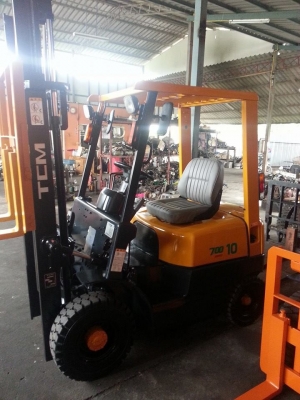 ขาย ฟอล์คลิฟต์ 1 ตัน  TCM FD10Z18 รถนอกเก่าญี่ปุ่น