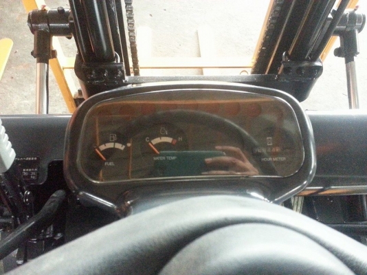 ขาย ฟอล์คลิฟต์ 1 ตัน  TCM FD10Z18 รถนอกเก่าญี่ปุ่น