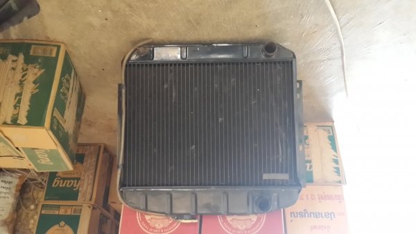 ขายหม้อน้ำรถจิ๊บใหม่ไม่เคยใช้งาน