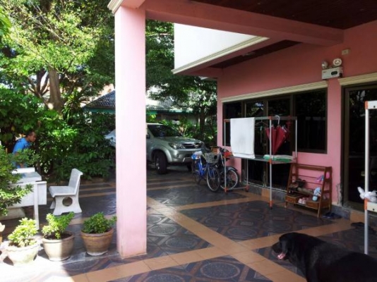 ขายบ้านเดี่ยว บางใหญ่ ถ.รัตนาธิเบศร์ 121 ตารางวา