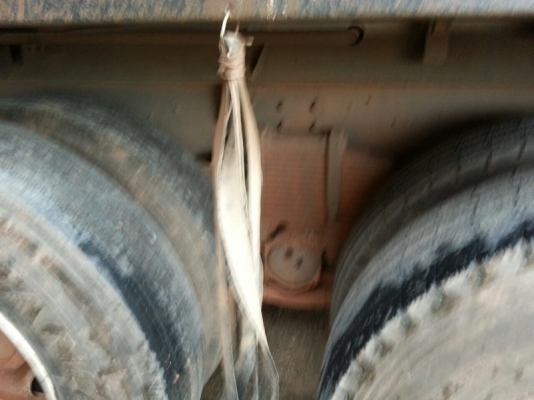 รถฮีโน่ 10 ล้อดั้ม 380 แรงม้า. ปี 53  สนใจติดต่อ 081 - 6079515