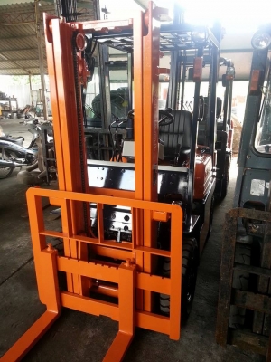 ขาย ฟอล์คลิฟต์ TOYOTA 5FG15 รถนอกเก่าญี่ปุ่น