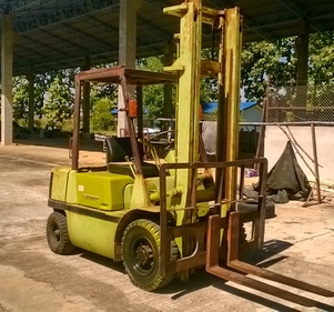 ขายฟอร์คลิฟท์*2.5ตัน*เสา4เมตร*3100ชม.*ดีเชล*จากญี่ปุ่น270000*ขายที่โคราช