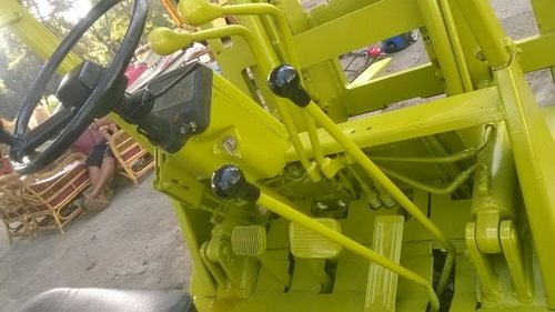 ขายฟอร์คลิฟท์*2.5ตัน*เสา4เมตร*3100ชม.*ดีเชล*จากญี่ปุ่น270000*ขายที่โคราช