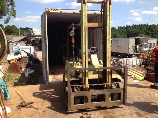 ขายฟอร์คลิฟท์*2.5ตัน*เสา4เมตร*3100ชม.*ดีเชล*จากญี่ปุ่น270000*ขายที่โคราช