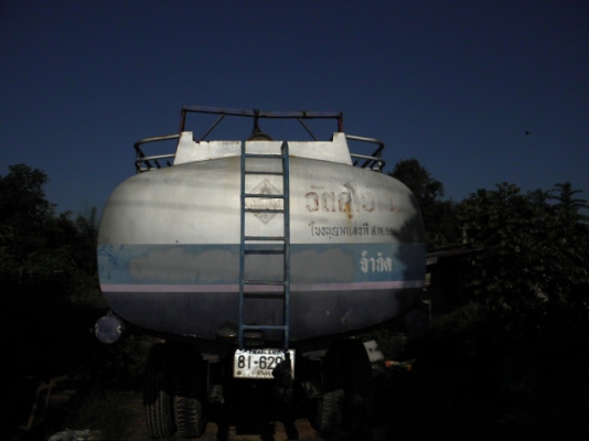 ขายถังน้ำมัน16000ลิตร สภาพพร้อมใช้ราคา65000บาทสนใจติดต่อได้ที่เบอร์084-7823249