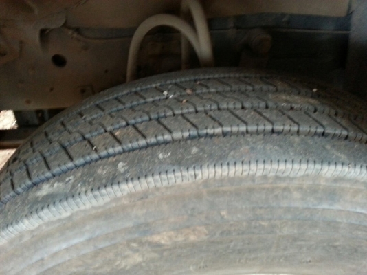 รถฮีโน่ 10 ล้อดั้ม 380 แรงม้า. ปี 53   สนใจติดต่อ 081 - 6079515