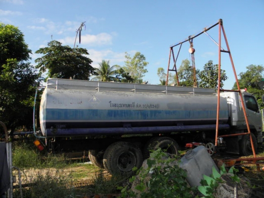 ขายถังน้ำมัน16000ลิตร สภาพพร้อมใช้ราคา65000บาทสนใจติดต่อได้ที่เบอร์084-7823249