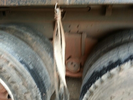 รถฮีโน่ 10 ล้อดั้ม 380 แรงม้า. ปี 53   สนใจติดต่อ 081 - 6079515