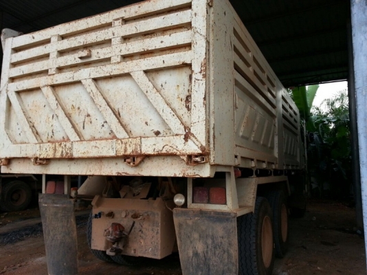 รถฮีโน่ 10 ล้อดั้ม 380 แรงม้า. ปี 53   สนใจติดต่อ 081 - 6079515