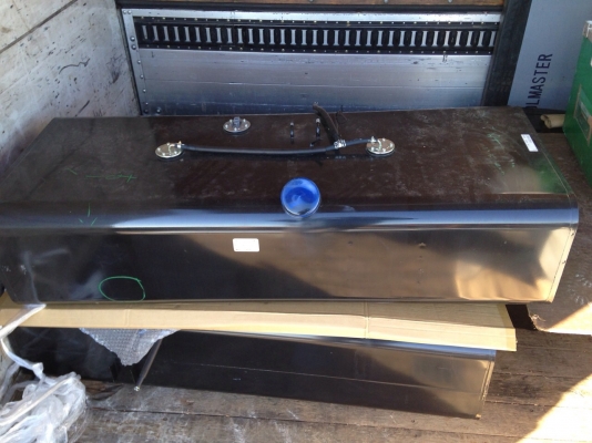 ขาย Diesel Tank 200L  300L