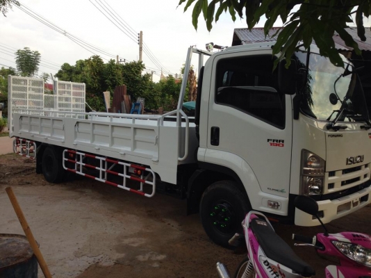 บริการรถหกล้อบรรทุกของ