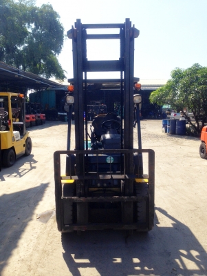 -:-*&bull;*ข า ย ร ถ ย ก เ ก่ า น อ ก*&bull;*-:-KOMATSU FD25-16 เครื่องดีเซล เกียร์ออโต้ เสาสูง4เมตร สนใจติดต่อ083-062-0223ปอนด์