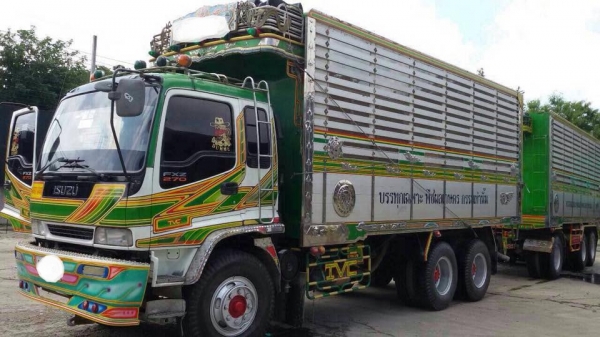 ขายรถสิบล้อ Isuzu DECA 270 คอกเกษตรดั้มเนียม แม่ลูก ปี49รถสวยพร้อมใช้งาน ราคาต่อรองได้ ขายรถสิบล้อ Isuzu DECA 270 คอกเกษตรดั้มเนียม แม่ลูก ปี49รถสวยพร้อมใช้งาน ราคาต่อรองได้