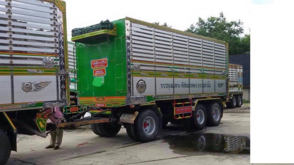 ขายรถสิบล้อ Isuzu DECA 270 คอกเกษตรดั้มเนียม แม่ลูก ปี49รถสวยพร้อมใช้งาน ราคาต่อรองได้ ขายรถสิบล้อ Isuzu DECA 270 คอกเกษตรดั้มเนียม แม่ลูก ปี49รถสวยพร้อมใช้งาน ราคาต่อรองได้