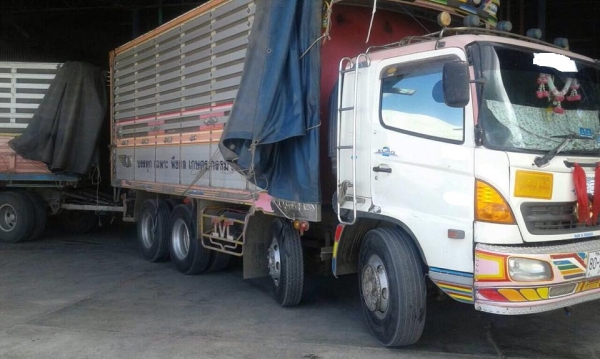ขายรถสิบลาก HIno MEGa FM1J 260แรง ปี 47 คอกเกษตรดั้มเนียมพ่วงแม่ลูก ราคาต่อรองได้