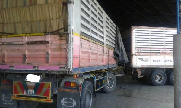 ขายรถสิบลาก HIno MEGa FM1J 260แรง ปี 47 คอกเกษตรดั้มเนียมพ่วงแม่ลูก ราคาต่อรองได้