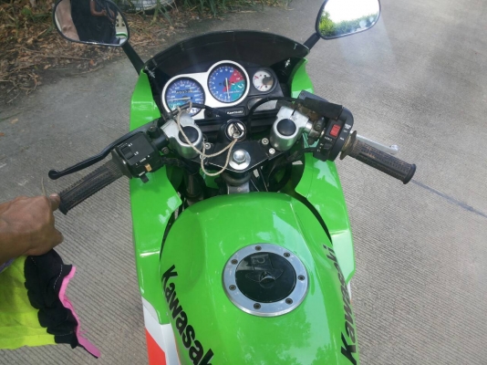 ขายด่วน เซอปิโก้ เสื้อทองแท้ 1855 ราคา 32000 บาท โทร 0820604632 นุช