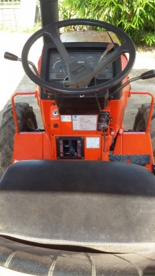 ขายครับ KUBOTA L1-24 เครื่องดี เกียร์ดี ครับ สภาพพร้อมใช้งาน มีผาน5ให้อีก 1พวง ครับ