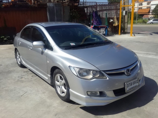 HONDA CIVIC ปี 2008 ตัว TOP รถสวย ARIBAG คู่หน้า เบรคระบบ ABS ล้อ MAX เครื่องเดิม ช่วงล่างแน่น ชุดแต่งสเกริด รอบคัน กระจกไฟฟ้า เบาะสภาพดี ภายในสวย สีสวย รถพร้อมใช้งาน จัดไฟแนนได้ ฟรีดาวน์