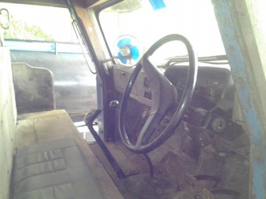 รถบรรทุก 10 ล้อหัวยาว ISUZU ปีจดทะเบียน 2521